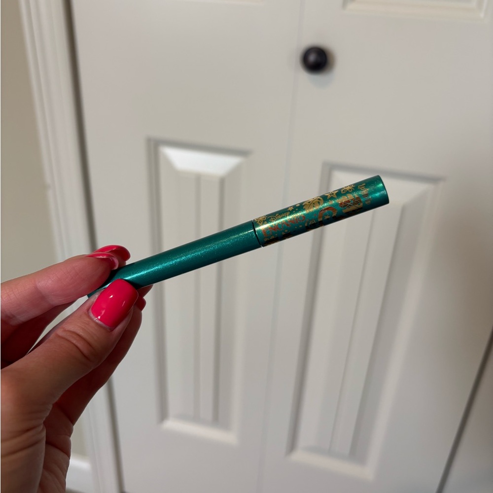 Alamar X Disney Encanto Spread Your Wings Liquid Liner